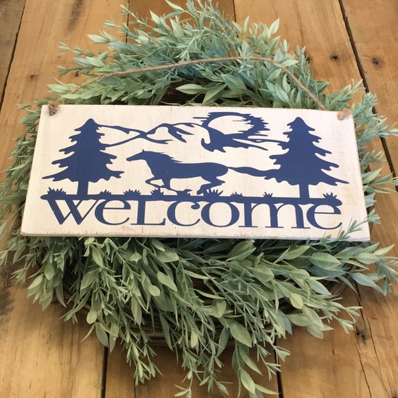 Summers at Stella’s Other - 🛒2/$30!🛒   WELCOME HANDMADE PAINTED WOOD SIGN